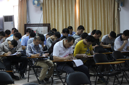 巴德士涂料舉行安全知識競賽