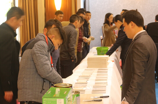 著名涂料品牌：花王水漆2015年經(jīng)銷商會議盛大召開