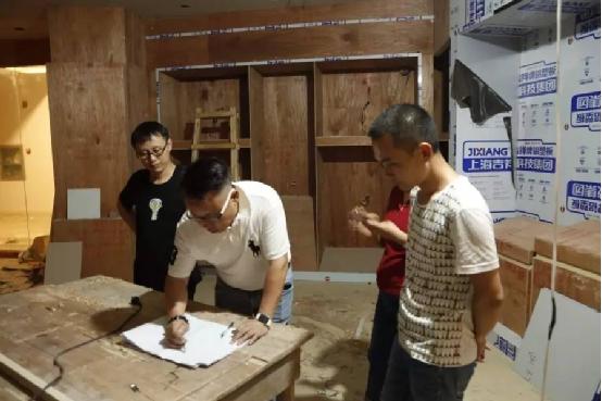 超人廚衛(wèi)羅董：傾聽(tīng)現(xiàn)場(chǎng)的神靈之聲