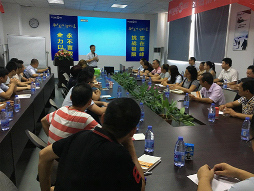 銀田廚電第二季度經(jīng)銷商會議盛大召開