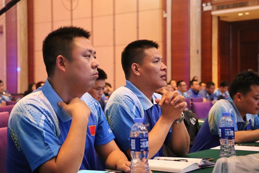 樂鈴廚電營(yíng)銷升級(jí) 全國(guó)峰會(huì)“驚艷”亮相