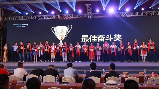 榮事達廚衛電器:榮曜,獻給時代的榮者!