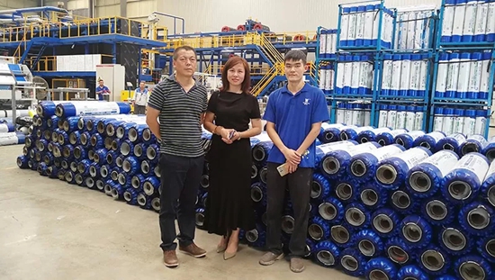 青龍福州代理商林總考察廣西生產基地