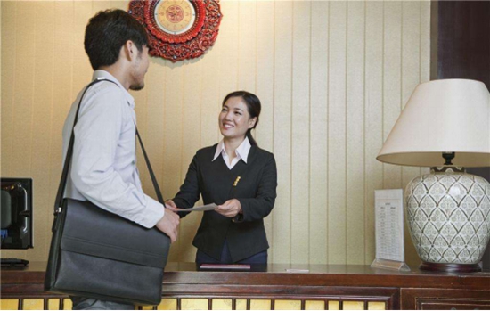 百萬年薪不是夢，福林文員啃得動！